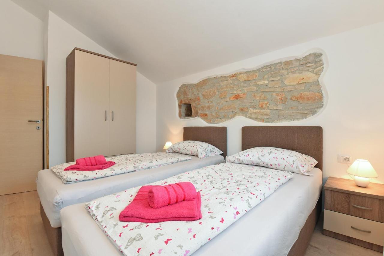 Villa House Bruno 1735 Galižana Esterno foto
